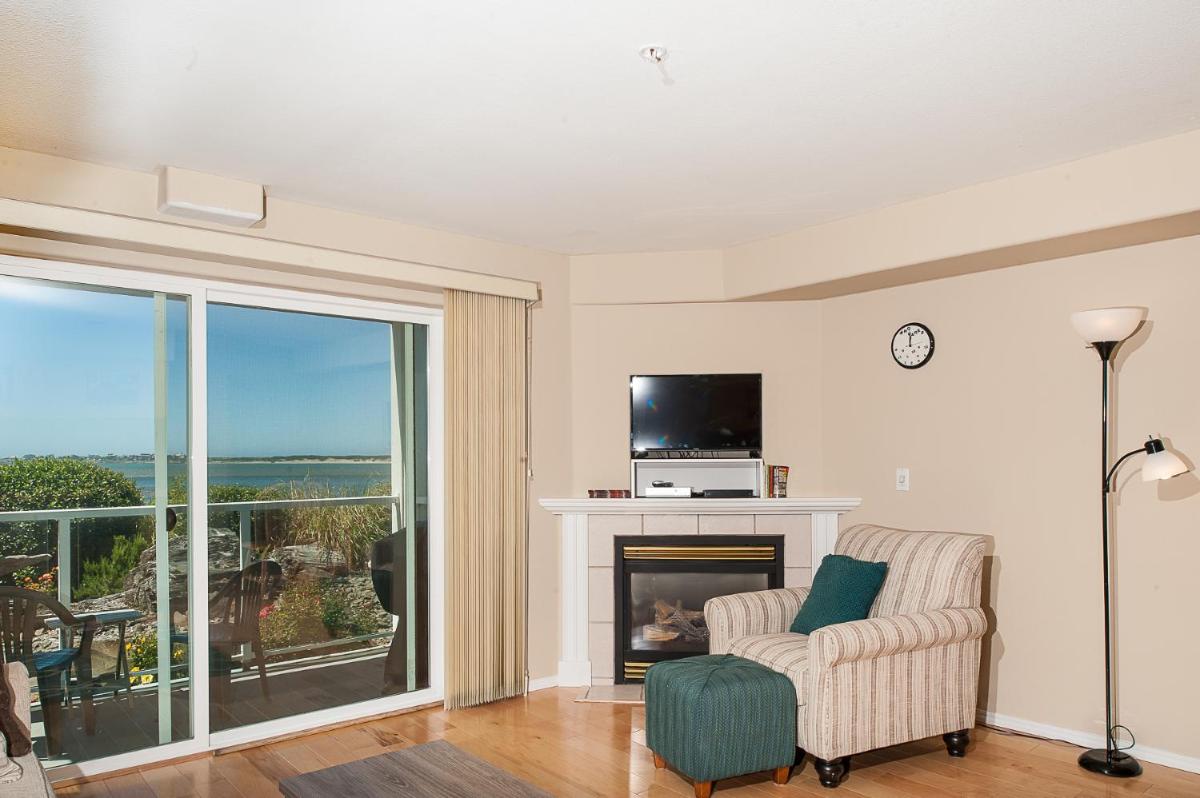 Waters Edge 108 - image 5