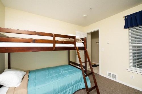 Waters Edge 108 - image 9