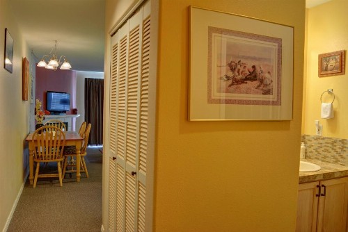 Waters Edge 207 - image 4
