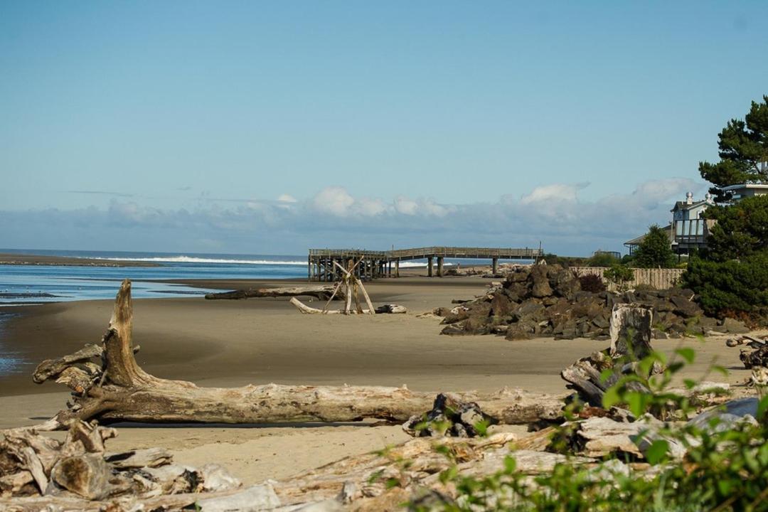 Waters Edge 207 - image 7