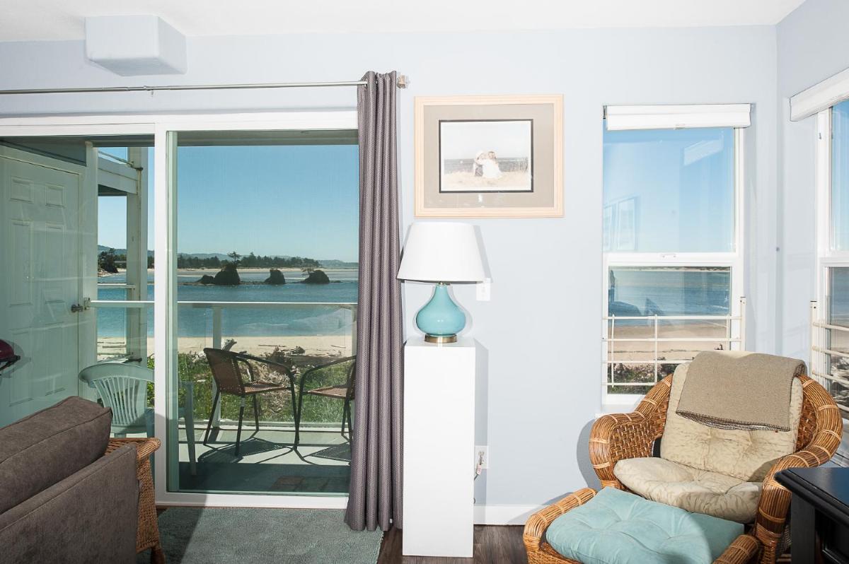 Waters Edge 214 - main image