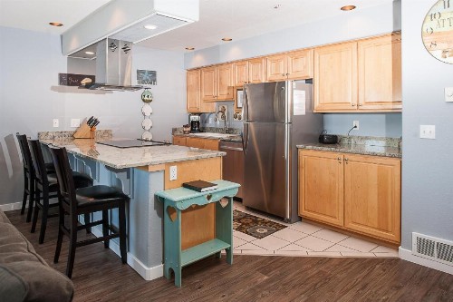 Waters Edge 214 - image 12