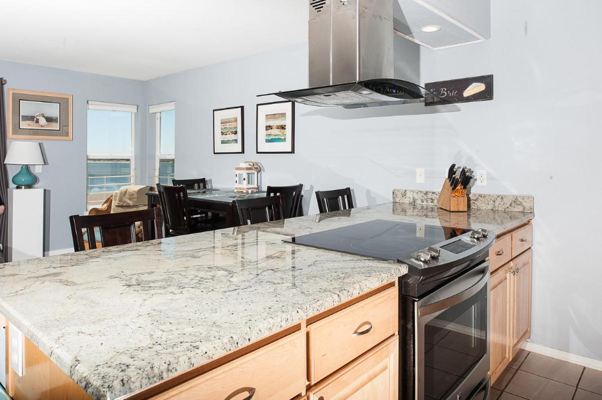 Waters Edge 214 - image 6