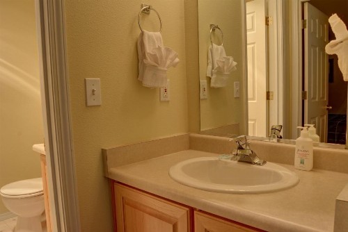 Waters Edge 302 - image 10