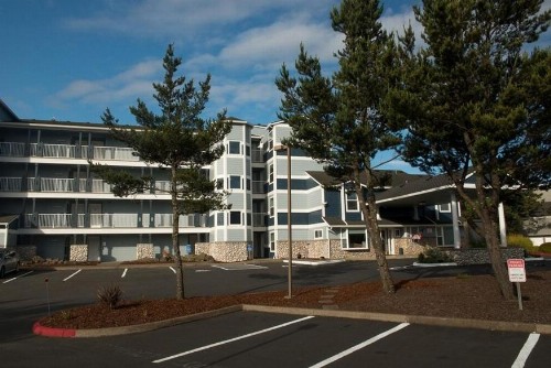 Waters Edge 302 - image 2