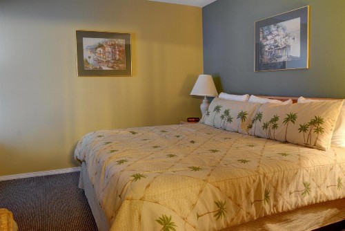 Waters Edge 312 - image 12