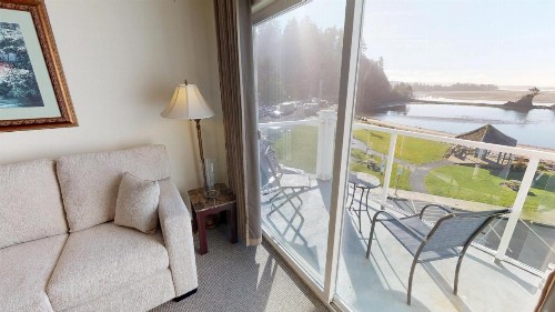 Waters Edge 402 - image 11
