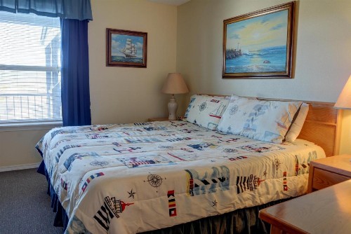 Waters Edge 404 - image 5