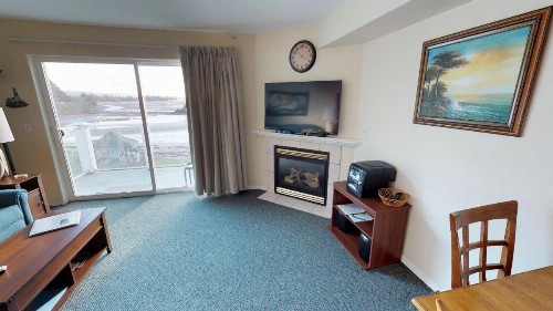 Waters Edge 404 - image 6