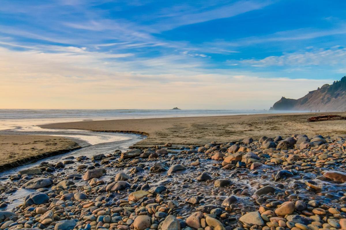 Sea Breeze - image 3