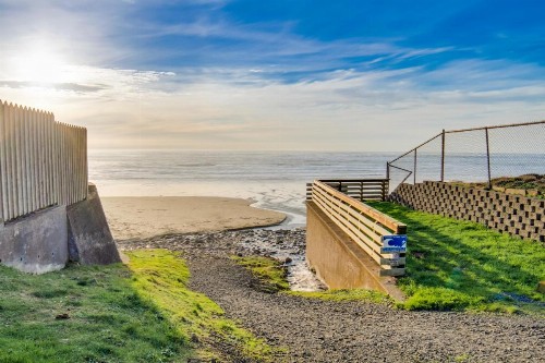 Sea Breeze - image 4
