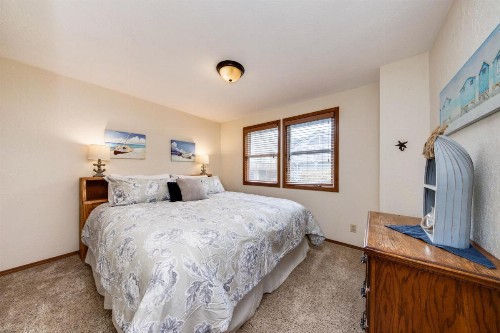 Sea Breeze - image 9