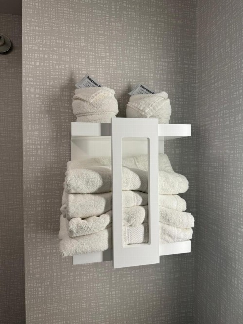 Hampton Inn South Heritage Park - image 44