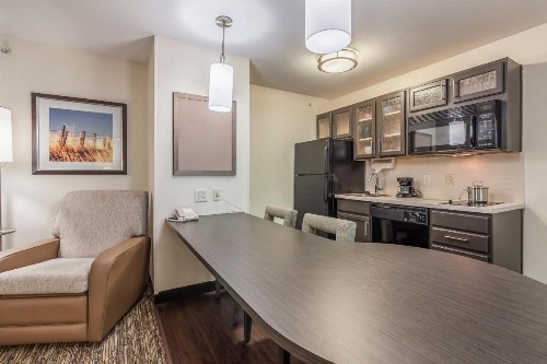 Candlewood Suites Lincoln an IHG Hotel - image 21