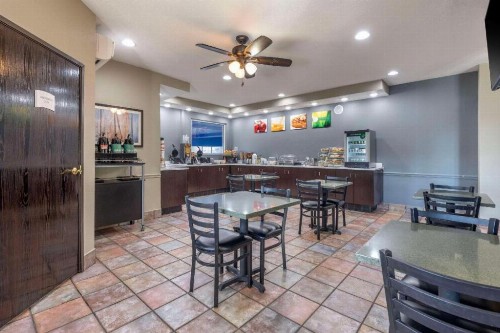 Quality Inn & Suites Lincoln - image 8