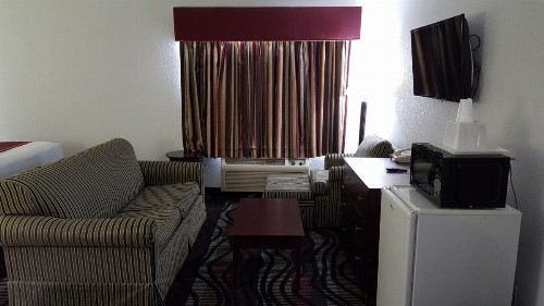 Horizon Inn - image 15