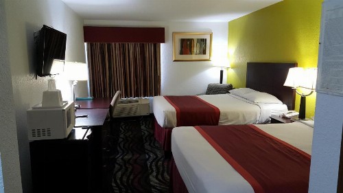 Horizon Inn - image 20
