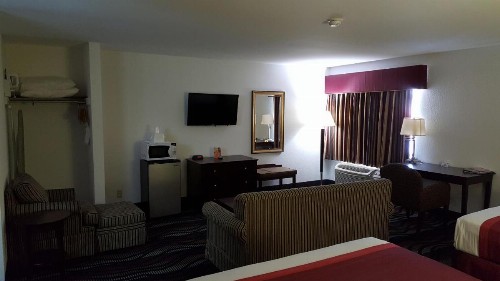 Horizon Inn - image 24