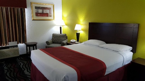 Horizon Inn - image 29