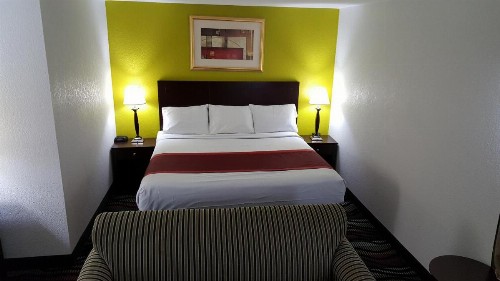 Horizon Inn - image 35