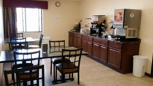 Horizon Inn - image 39