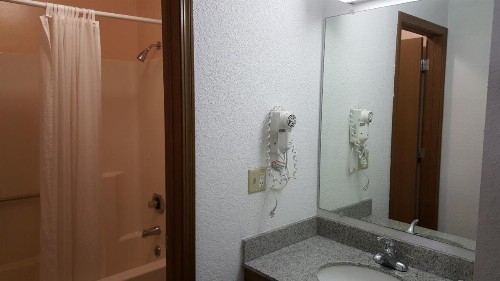 Horizon Inn - image 42