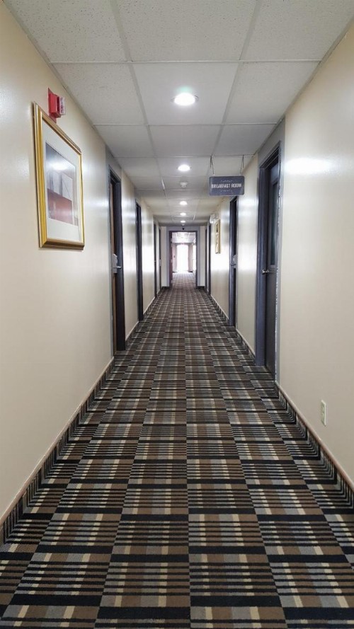 Horizon Inn - image 48