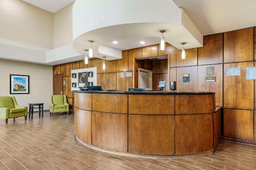 Comfort Suites Lincoln East - image 22