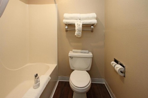 New Victorian Inn & Suites Lincoln - image 20