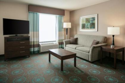 Hampton Inn and Suites - Lincoln Northeast - image 11