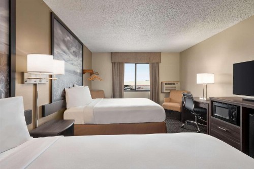 Super 8 by Wyndham Lincoln North - image 10