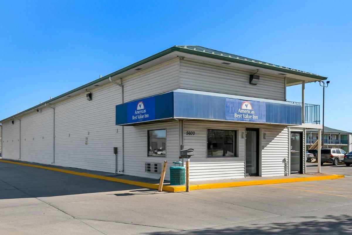 Americas Best Value Inn - Lincoln - image 7