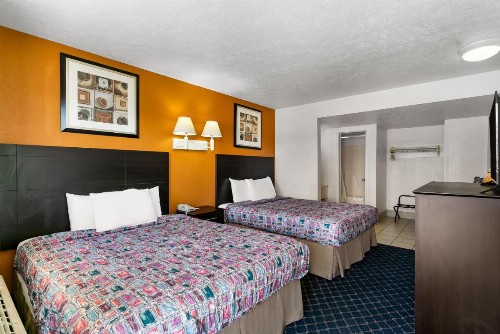 Americas Best Value Inn - Lincoln - image 9