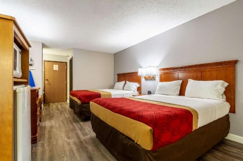 Econo Lodge Lincoln - image 15