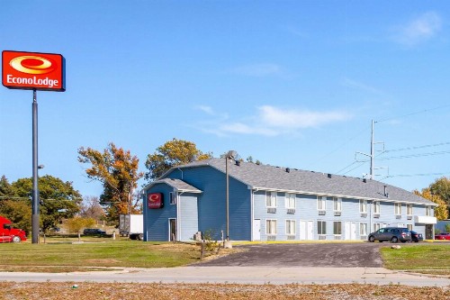 Econo Lodge Lincoln - image 41