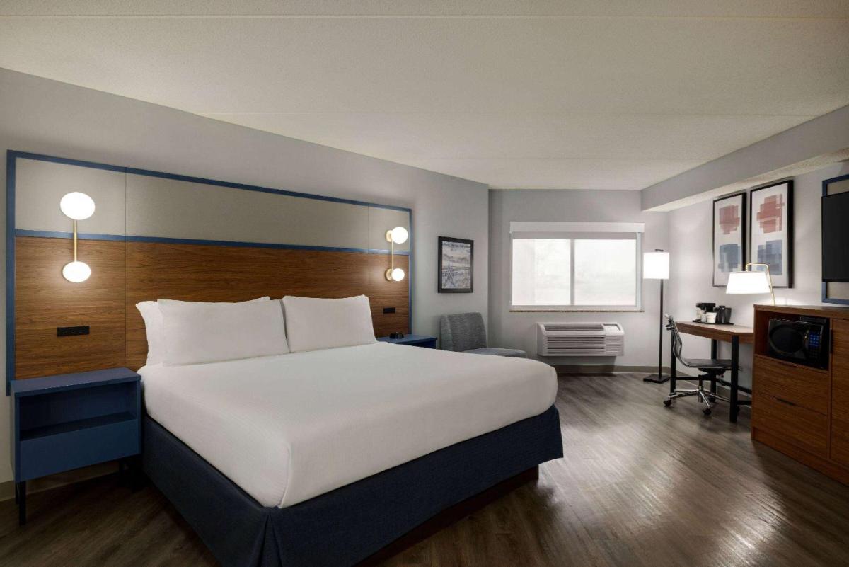 AmericInn by Wyndham Lincoln South - image 2