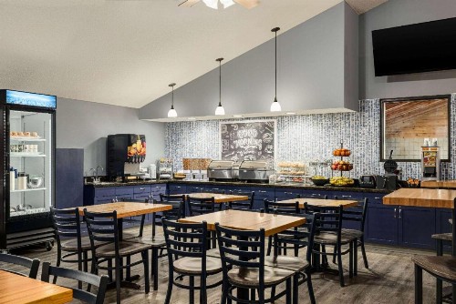 AmericInn by Wyndham Lincoln South - image 32