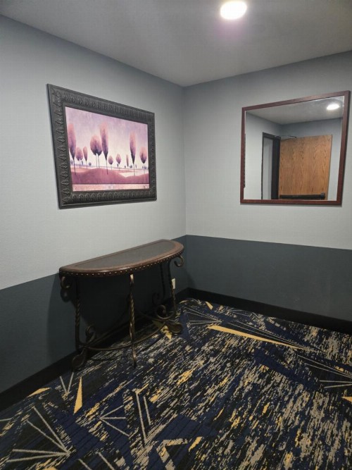 TownHouse Extended Stay Hotel Downtown - image 20