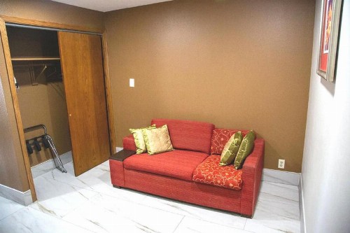 TownHouse Extended Stay Hotel Downtown - image 32
