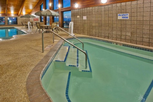 AmericInn by Wyndham Lincoln North - image 11