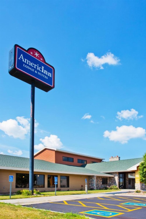 AmericInn by Wyndham Lincoln North - image 16
