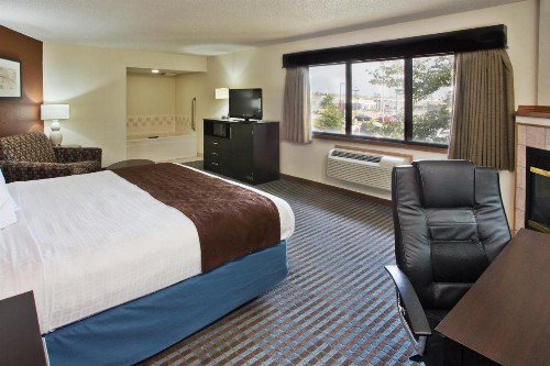 AmericInn by Wyndham Lincoln North - image 17
