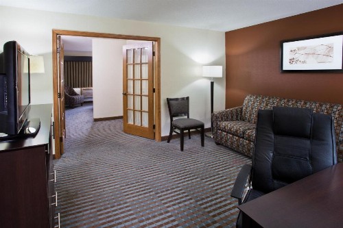 AmericInn by Wyndham Lincoln North - image 24