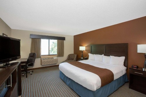AmericInn by Wyndham Lincoln North - image 28