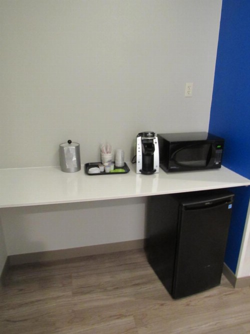 Holiday Inn Express Hotel & Suites Lincoln South an IHG Hotel - image 2