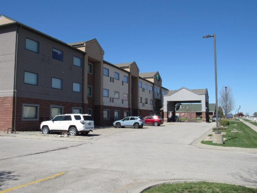 Holiday Inn Express Hotel & Suites Lincoln South an IHG Hotel - image 30