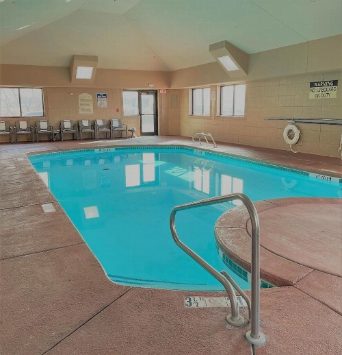 Holiday Inn Express Hotel & Suites Lincoln South an IHG Hotel - image 36