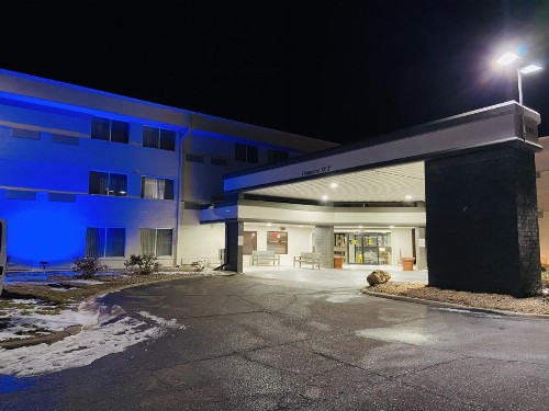 Country Inn & Suites by Radisson Lincoln Airport NE - image 16