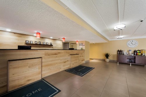 Country Inn & Suites by Radisson Lincoln Airport NE - image 6