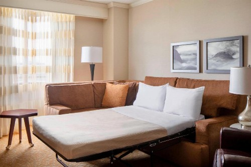 The Lincoln Marriott Cornhusker Hotel - image 23